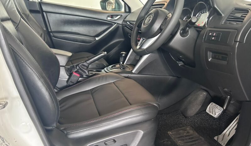 
								MAZDA CX5 2.0 2WD (A) full									