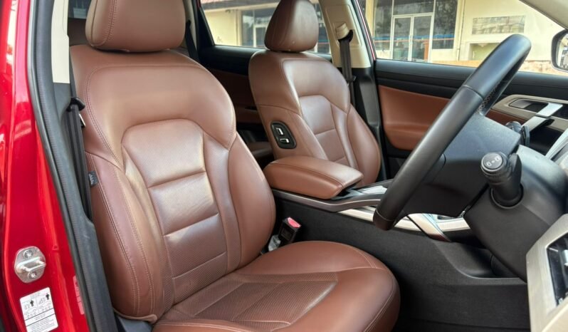 
								PROTON X70 1.8 PREMIUM full									