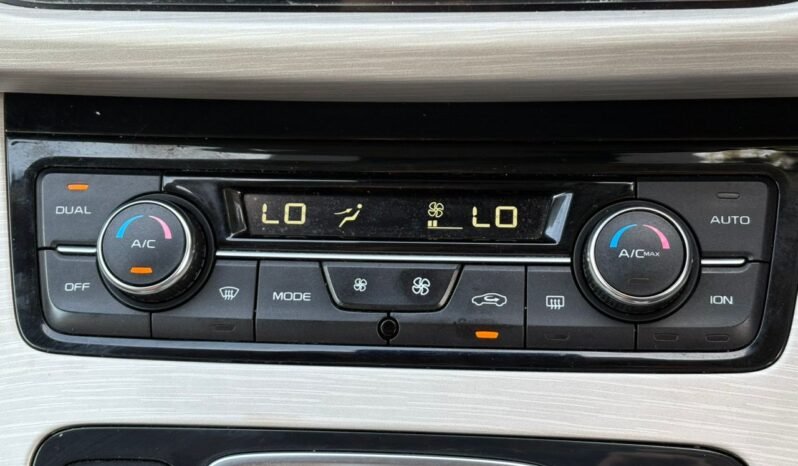 
								PROTON X70 1.8 PREMIUM full									