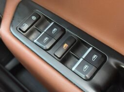 
										PROTON X70 1.8 PREMIUM full									