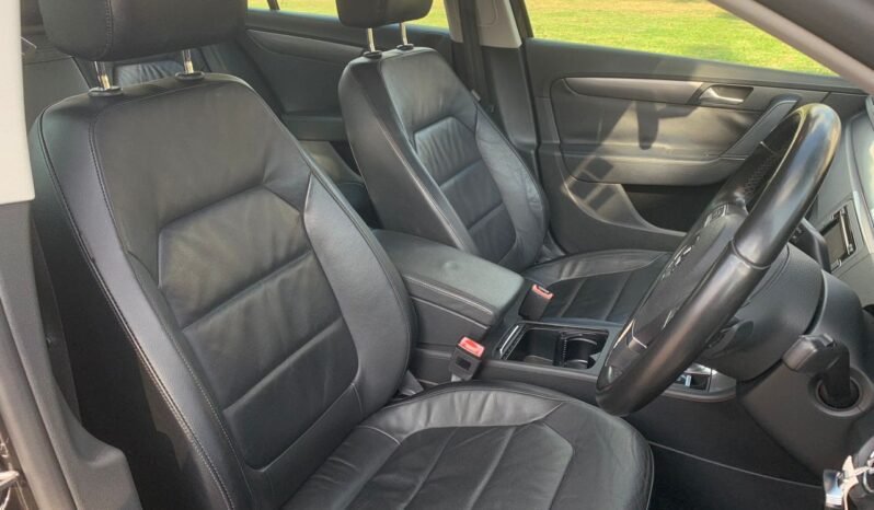 
								VOLKSWAGEN PASSAT 1.8 (A) full									