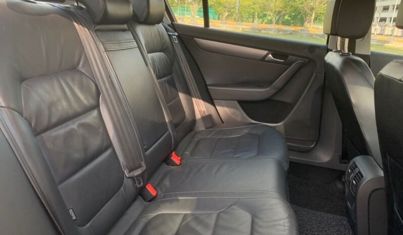 
								VOLKSWAGEN PASSAT 1.8 (A) full									