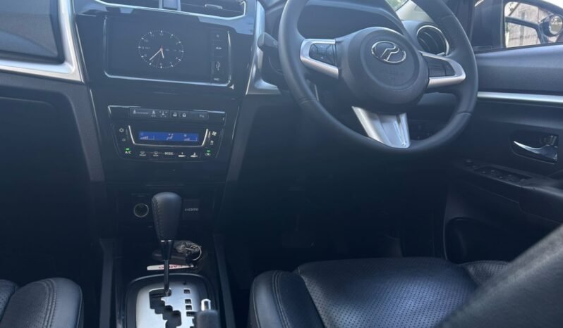 
								PERODUA ARUZ 1.5 AV (A) full									