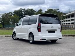 
										HYUNDAI GRAND STAREX ROYALE 2.5 (A) full									