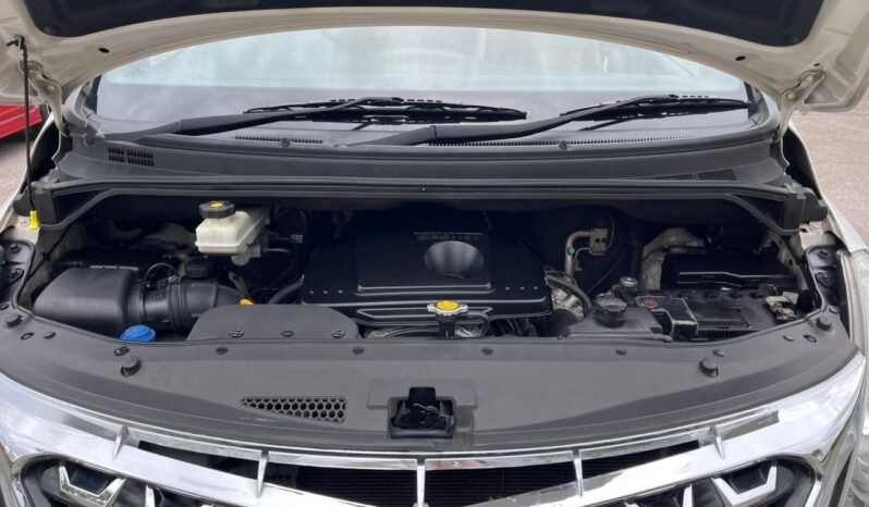 
								HYUNDAI GRAND STAREX ROYALE 2.5 (A) full									