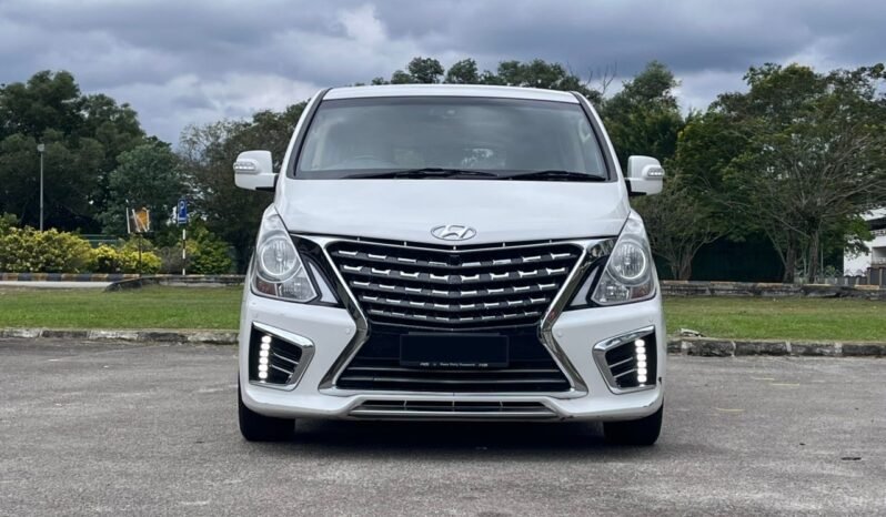 
								HYUNDAI GRAND STAREX ROYALE 2.5 (A) full									