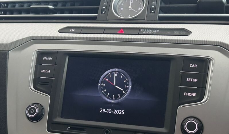 
								VOLKSWAGEN PASSAT 1.8 (A) full									