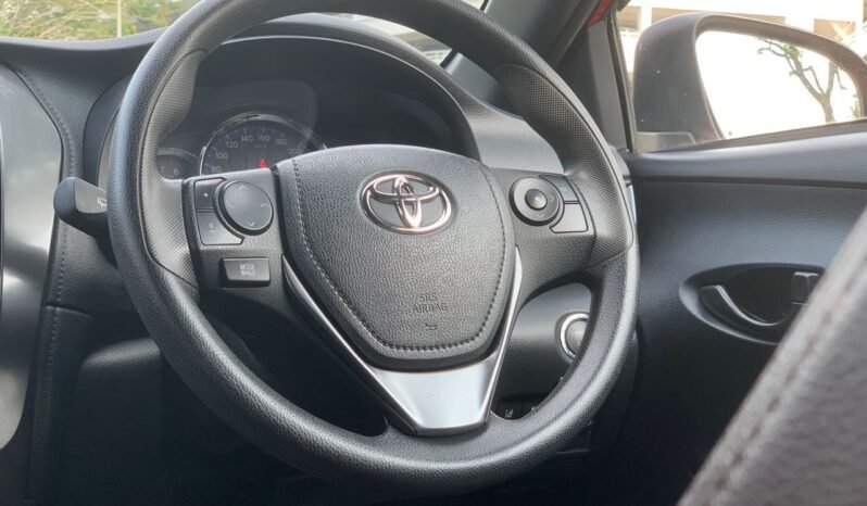 
								TOYOTA  YARIS 1.5E (A) full									