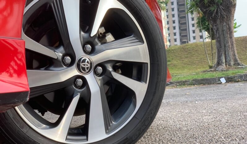 
								TOYOTA  YARIS 1.5E (A) full									