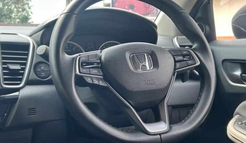 
								HONDA CITY 1.5V full									