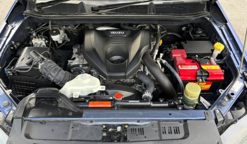 
								ISUZU DMAX 3.0 (A) full									