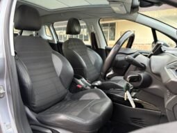 
										PEUGEOT 2008 PURETECH 1.2 AT full									