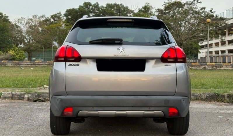 
								PEUGEOT 2008 PURETECH 1.2 AT full									