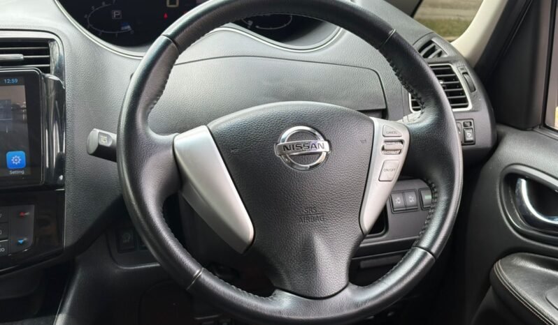 
								NISSAN SERENA 2.0 HYB (A) full									