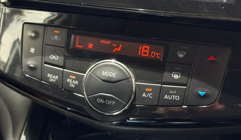 
								NISSAN SERENA 2.0 HYB (A) full									