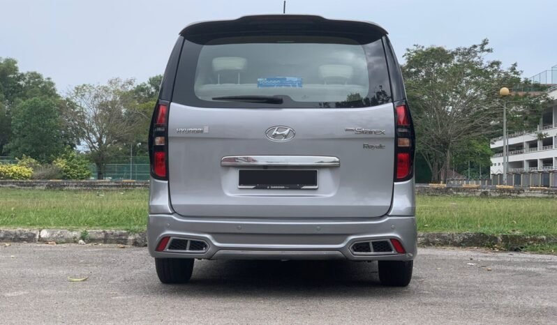 
								HYUNDAI GRAND STAREX 2.5 full									