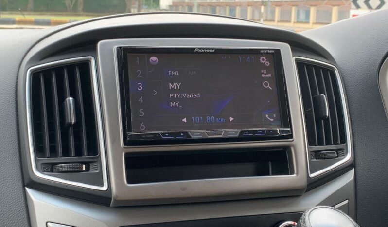 
								HYUNDAI GRAND STAREX 2.5 full									