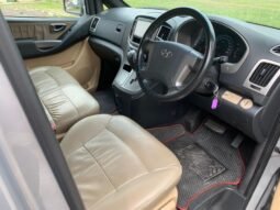 
										HYUNDAI GRAND STAREX 2.5 full									