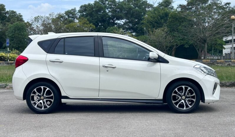 
								PERODUA MYVI AV 1.5 AT full									