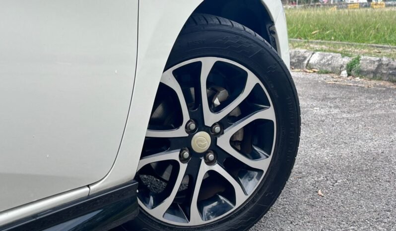 
								PERODUA MYVI AV 1.5 AT full									