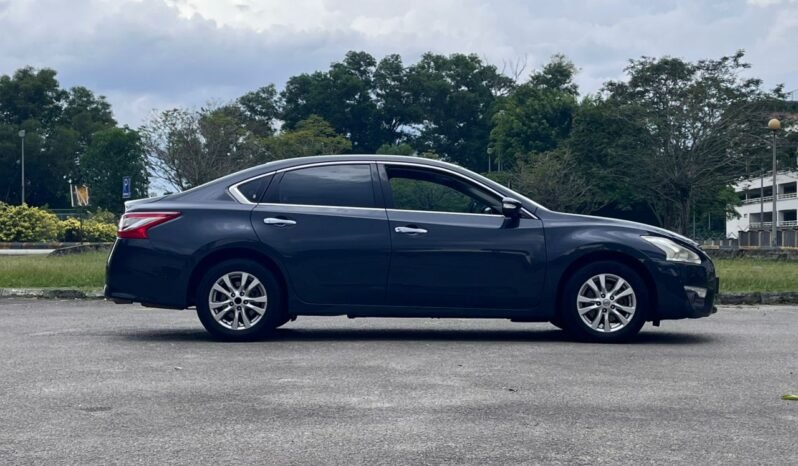 
								NISSSAN TEANA 2.0XL CVT full									