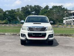 
										TOYOTA HILUX DOUBLE CAB 2.5 AT full									