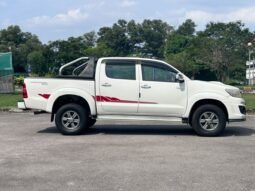 
										TOYOTA HILUX DOUBLE CAB 2.5 AT full									