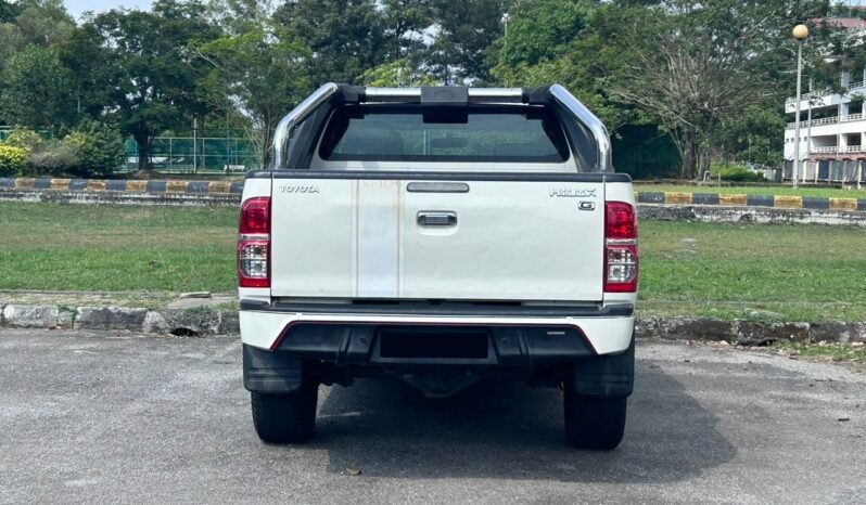 
								TOYOTA HILUX DOUBLE CAB 2.5 AT full									