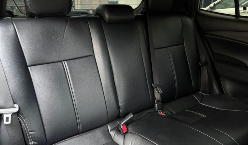 
								TOYOTA YARIS E 1.5 AUTO full									