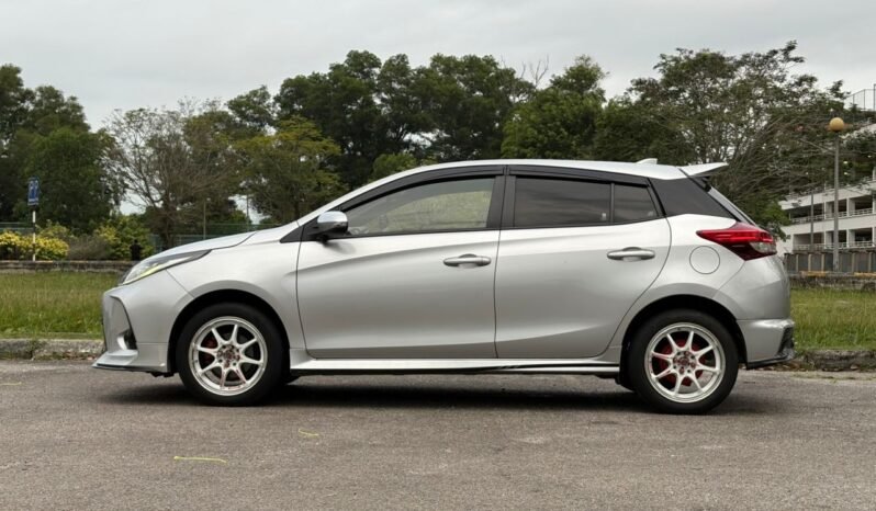 
								TOYOTA YARIS E 1.5 AUTO full									