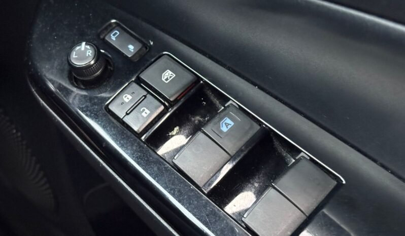 
								TOYOTA YARIS E 1.5 AUTO full									