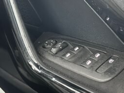 
										PEUGEOT 208 1.6 (A) full									