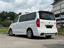 
										HYUNDAI GRAND STAREX 2.5 (A) full									