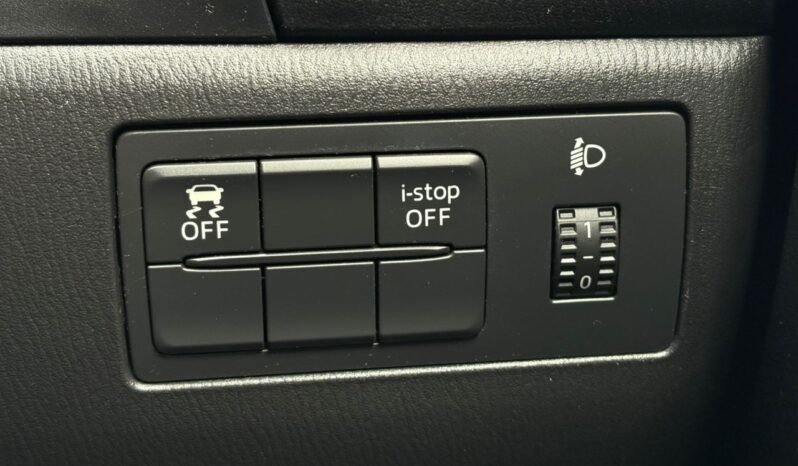 
								MAZDA 3 2.0 SDN SKYACTIVE (A) full									