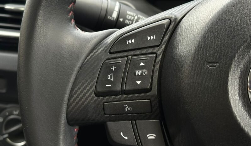 
								MAZDA 3 2.0 SDN SKYACTIVE (A) full									