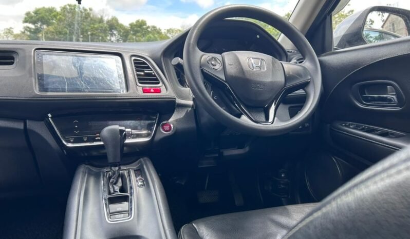 
								HONDA HR-V 1.8 E (A) full									