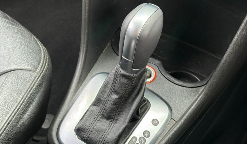 
								VOLKWAGEN VENTO 1.6 (A) full									