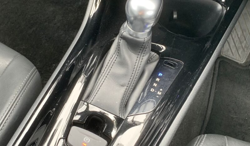 
								TOYOTA C-HR 1.8 (A) full									