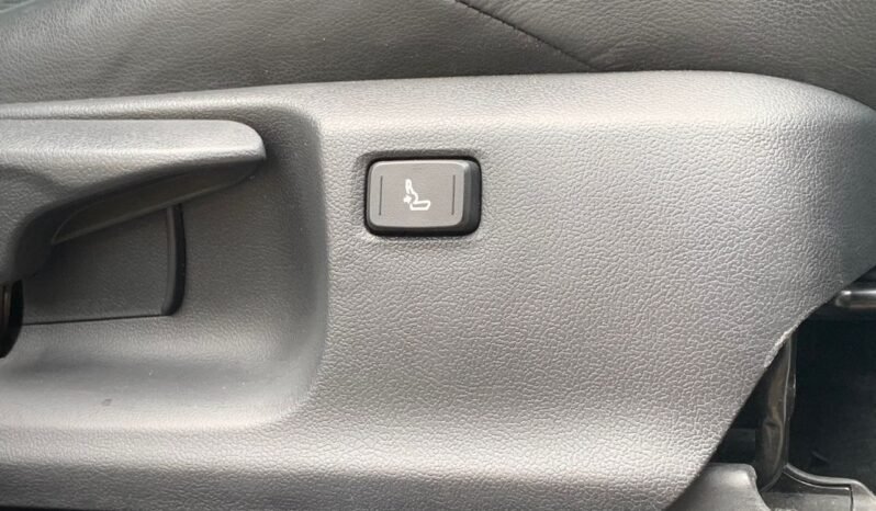 
								TOYOTA C-HR 1.8 (A) full									