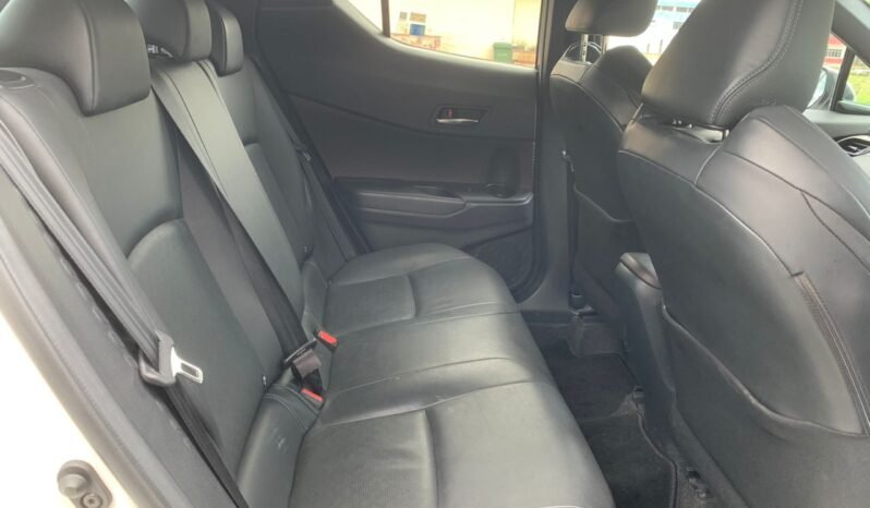 
								TOYOTA C-HR 1.8 (A) full									