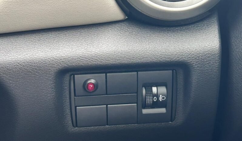 
								NISSAN ALMERA 1.0 T (A) full									