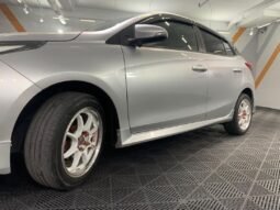 
										TOYOTA YARIS E 1.5 AUTO full									