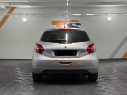 
										PEUGEOT 208 1.6 (A) full									