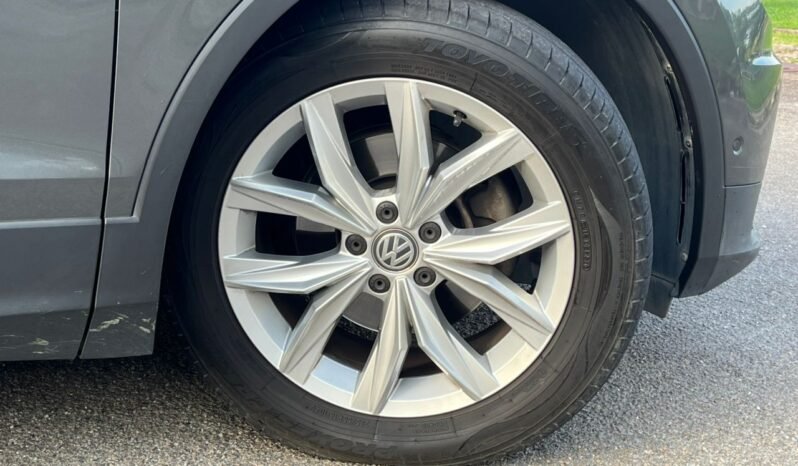 
								VOLKSWAGEN TIGUAN 1.4. SUV (A) full									