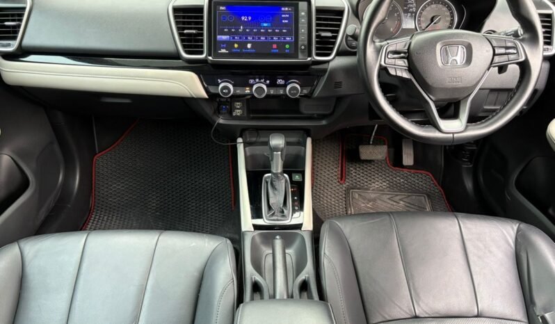
								HONDA CITY 1.5 V (A) full									