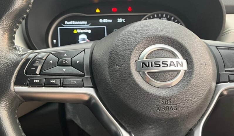 
								NISSAN ALMERA 1.0 VLP full									