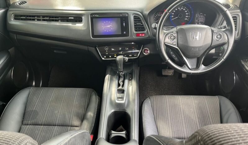 
								HONDA HR-V 1.8 V (A) full									