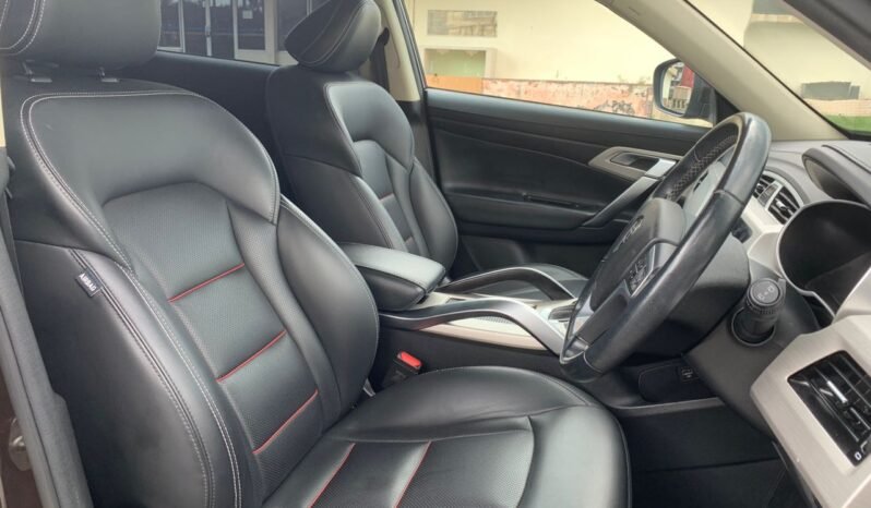 
								PROTON X70 TGDI EXECUTIVE 2WD 1.8 AT full									