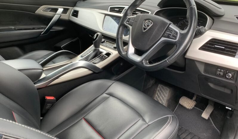 
								PROTON X70 TGDI EXECUTIVE 2WD 1.8 AT full									