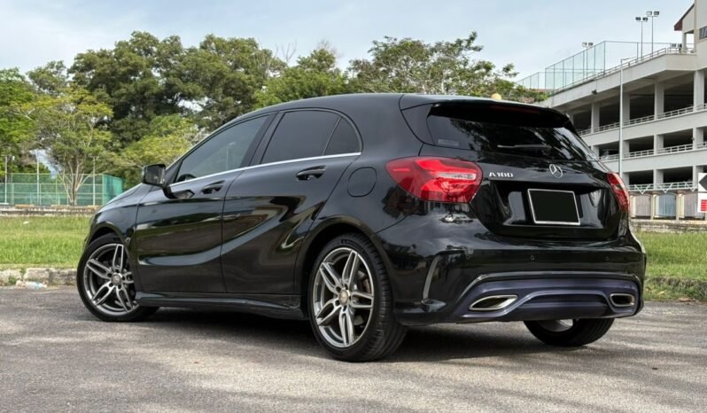 
								MERCEDES BENZ A180 AMG 1.6 (A) full									